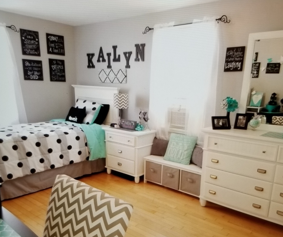 Blue and Turquoise Young Adult Bedroom